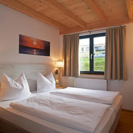 Ferienhaus Fur Bis Zu 4 Personen Zur Seeseite - #125267 Vakantiehuis *