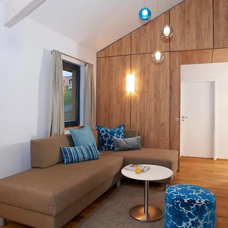 Ferienhaus Fur Bis Zu 4 Personen Zur Seeseite - #125267 Grobern